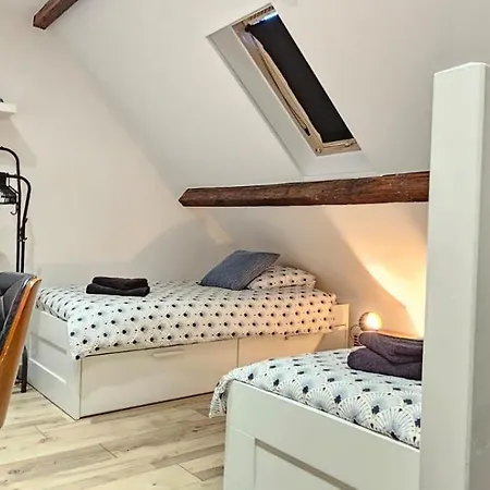 La Cloche Doree, Parking, 3 Etoiles, En Plein Coeur De *